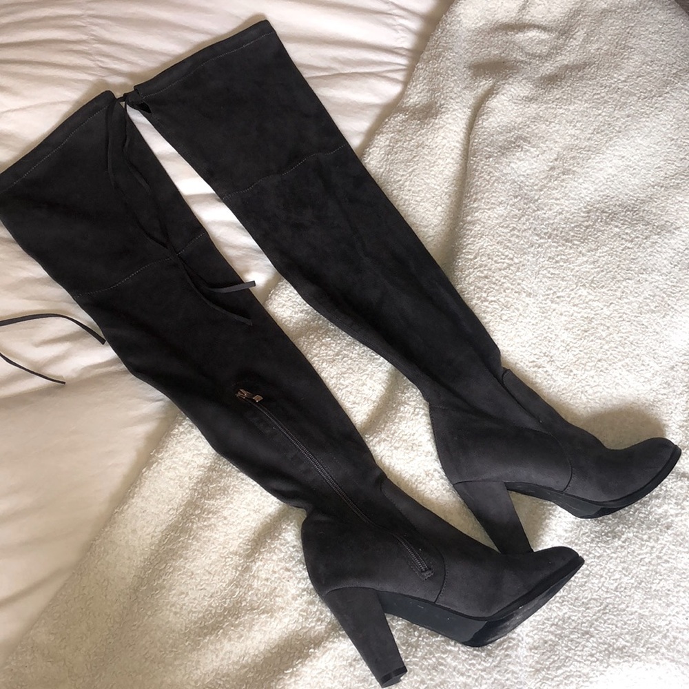 Last chance! Dark grey Catherine Malandrino Sorcha Boots